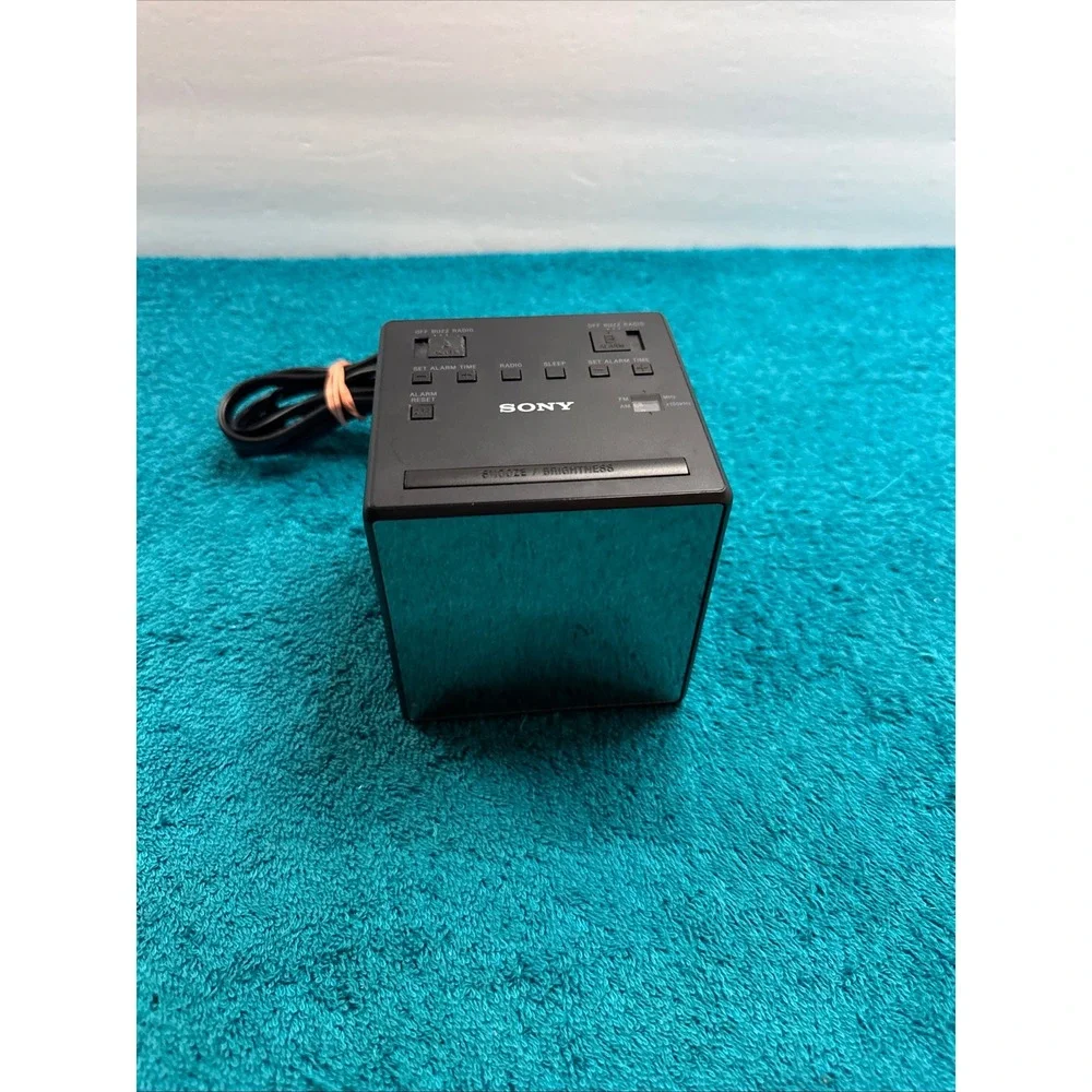 Sony Dream Machine ICF-C1T Dual Alarm Clock Radio AM/FM Black Mirror Cube